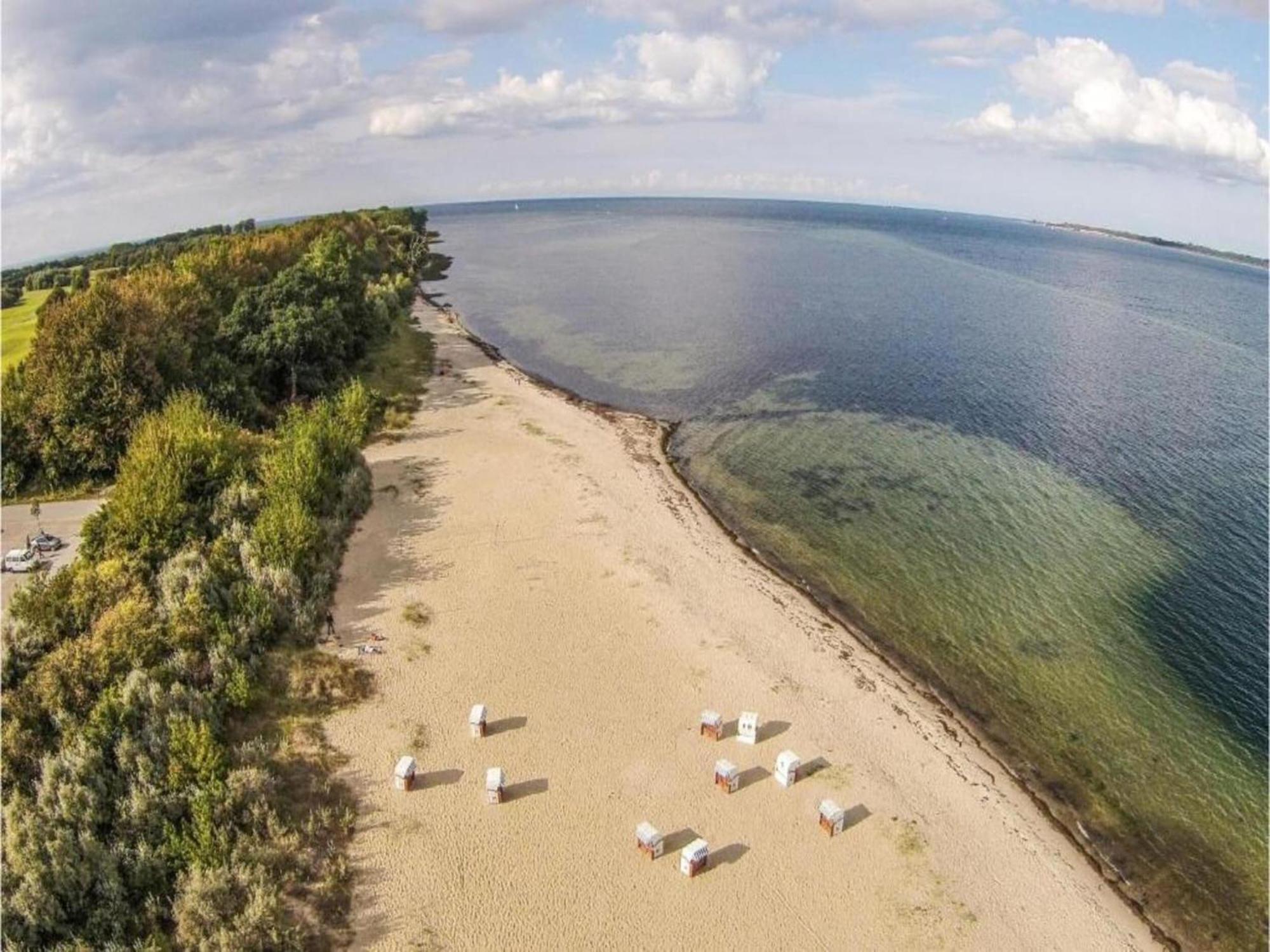 Lovely Apartment Near Sea In Kluetz Esterno foto